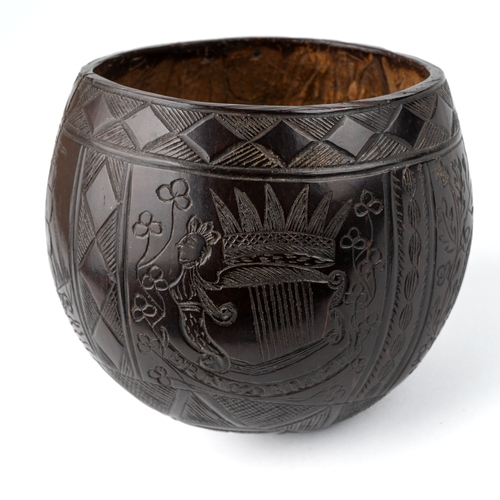 602 - An Antique Georgian carved coconut cup erin go brach, Irish Republican interest, approx 9cm tall and... 