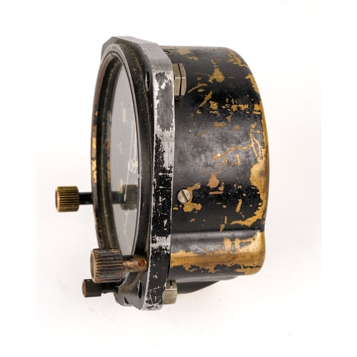 677 - Aviation Interest - WWII era - A Smiths Time of Trip aircraft clock, subsidiary time and seconds, fl... 