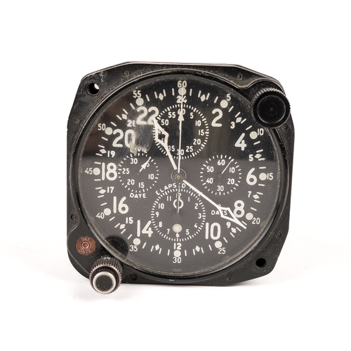 678 - Aviation Interest - An Elgin 24 hour flyback clock with date, etc N 009622, approx 8cm wide