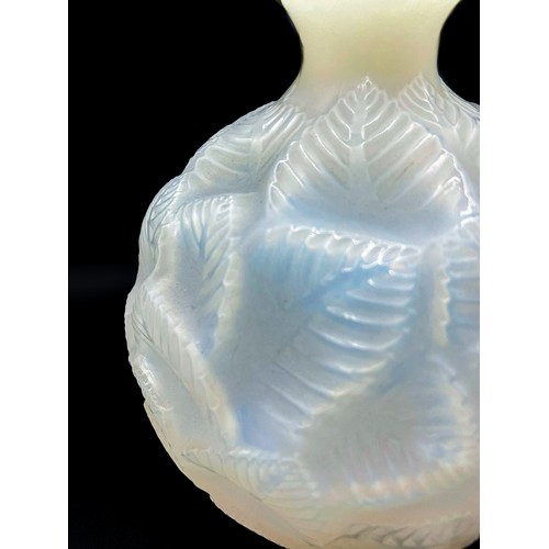 500 - René Lalique (French 1860-1945), Ormeaux vase, NO. 984, circa 1926, signed and numbered to base 'R. ... 