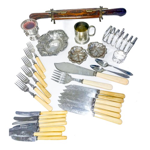 208 - A collection of EPNS including toast rack; dishes; fish knives and forks, cased carving set etc.