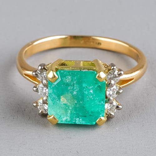 75 - An 18ct yellow gold emerald and diamond ring, set with a square-cut emerald approx 8.38mm x 8.31mm x... 