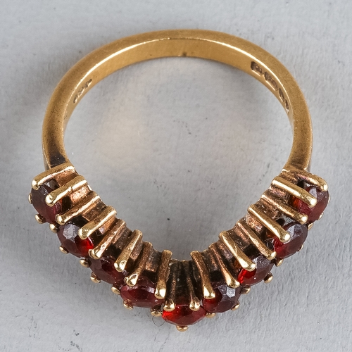 95 - A 9ct yellow gold and garnet three stone ring, size I, approx 3.1g; a 9ct gold and garnet wishbone r... 