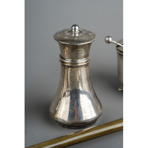 156 - A collection of silver to include: Georgian style baluster caster, hallmarked Birmingham, 1920; an o... 