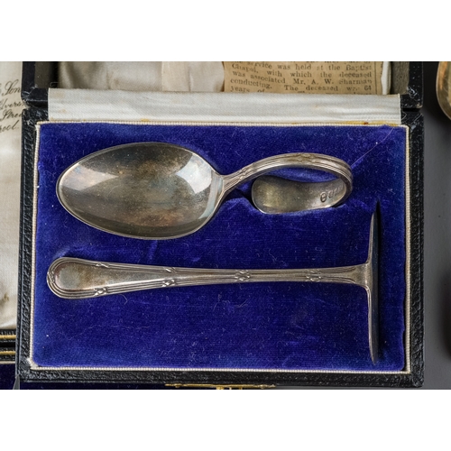 211 - Four early 19th Century Irish silver fiddle pattern teaspoons with rat tails, hallmarked Dublin, 3 x... 