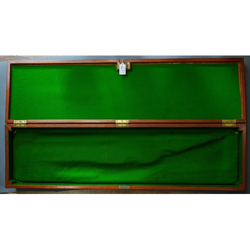 236 - A mahogany shotgun box (travelling case) with fitted green baize interior and key, approx 94cm long ... 