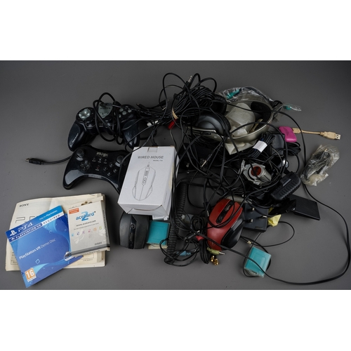 266 - A Nintendo Wii games console, various controllers, accessories and 35 assorted boxed / cased games t... 