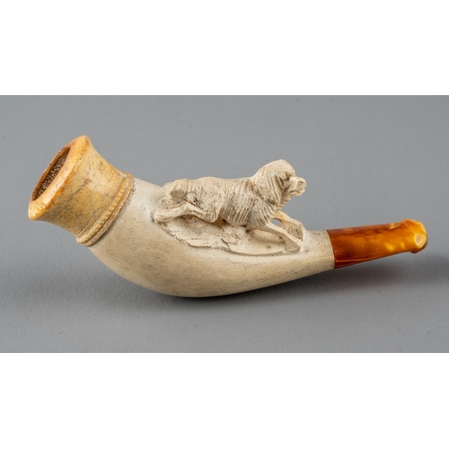 355 - A Meerschaum crouching spaniel pipe, in fitted leather case, approx 8cm long