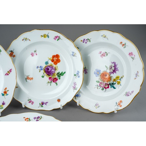 499 - A set of five early 20th Century Meissen side plates, decorated with insects and floral bouquets and... 