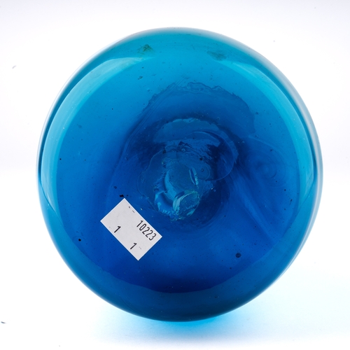 520 - Tall hand blown blue glass vase, sharp pointel mark to base, approx 44cm tall