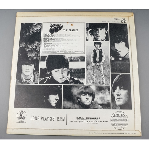 384A - Beatles Rubber Soul album PMC 1267; Rolling Stones Beggars Banquet album SKL 4955 1968 XZAL 8476 - s... 