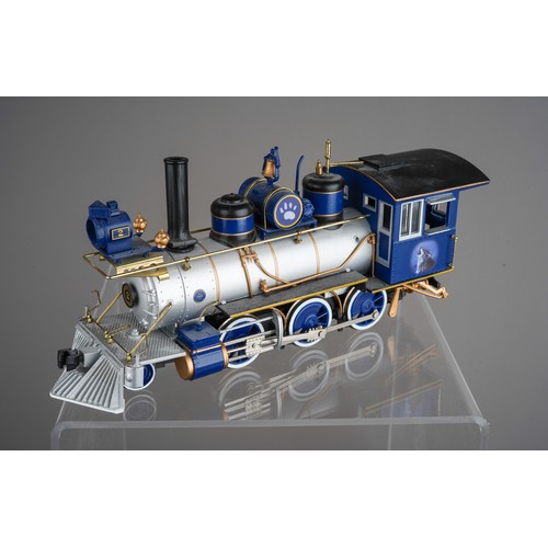 261 - A Hawthorne Village Bachmann Silver Moon Express electric train set comprising locomotive, tender & ... 