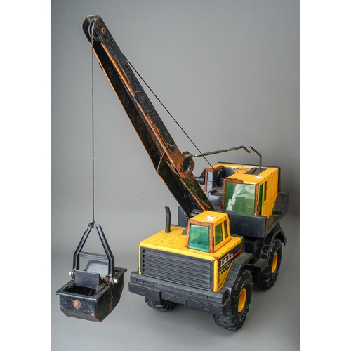 53 - Tonka Toys. A pair of large scale crane trucks of different types (surface rust to one) (2)