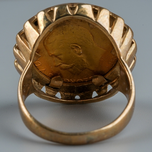 18 - A George V 1912 half sovereign, mounted in a 9ct gold ring, size Q, total gross combined weight appr... 