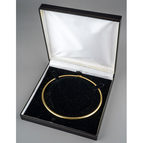 28 - An 18ct Italian gold necklace, gross weight 27.5g