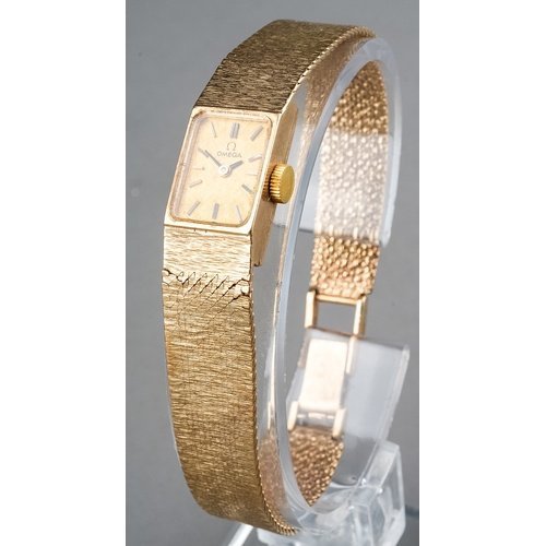 77 - ***PLEASE NOTE CHANGE TO DESCRIPTION - THIS IS 9CT GOLD** A ladies 9ct yellow gold Omega wristwatch,... 