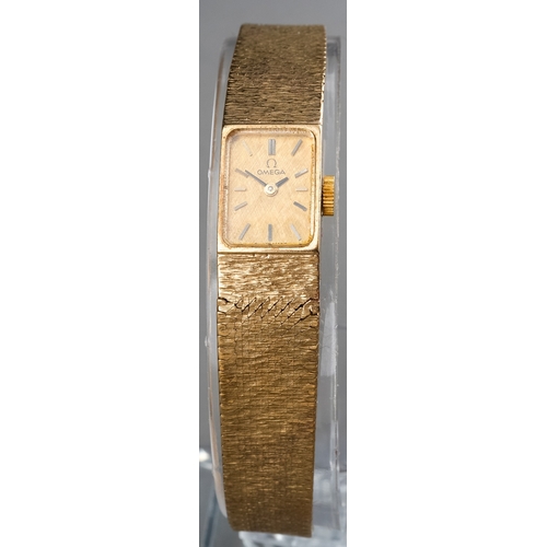 77 - ***PLEASE NOTE CHANGE TO DESCRIPTION - THIS IS 9CT GOLD** A ladies 9ct yellow gold Omega wristwatch,... 