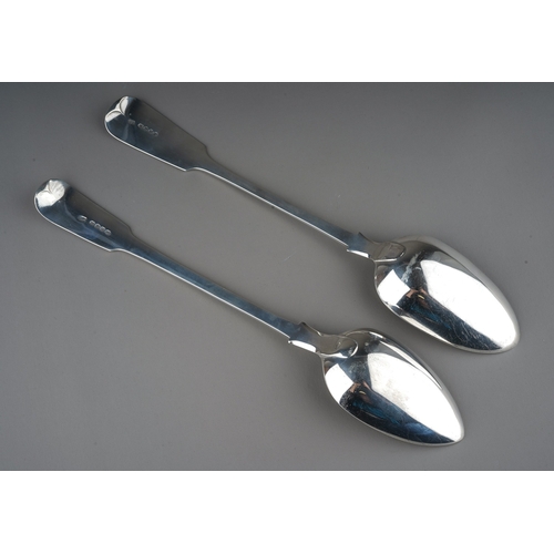 209 - Two early 19th Century silver plain fiddle pattern serving / basting spoons, hallmarked London; 1 x ... 