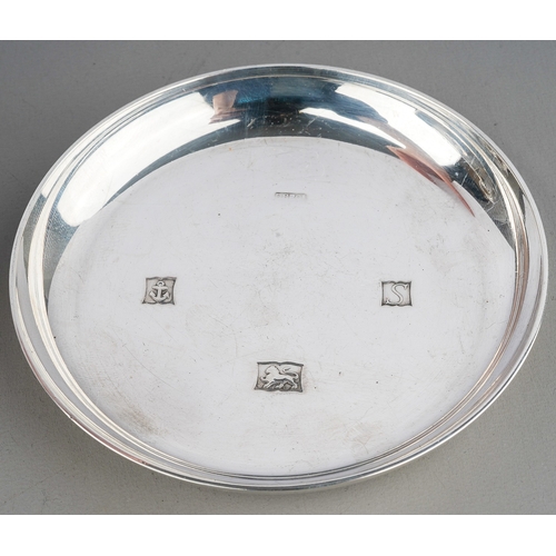 226 - A Modern silver two handled plain circular tasting bowl, ornate hallmarked by Francis Howard, Sheffi... 