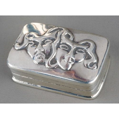 227 - A group of silver to include: an Edwardian three handled tot / tig, engraved inscription, hallmarked... 