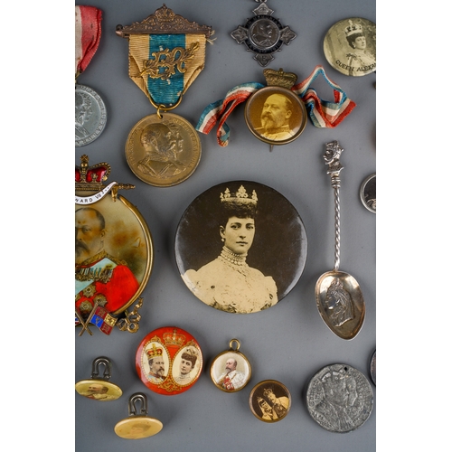 81 - Royal Memorabilia relating to Edward VII and Queen Alexandra: an enamel gilt mounted portrait of Edw... 