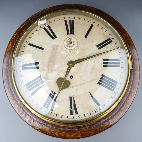 271 - WW2 British RAF clock. The dial marked RAF with brass fittings and Roman numerals. Circa 1930 to 194... 