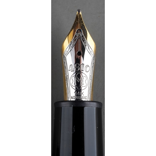 367 - A Montblanc Meisterstuck black fountain pen, gilt fittings, the 14K white and yellow gold nib stampe... 