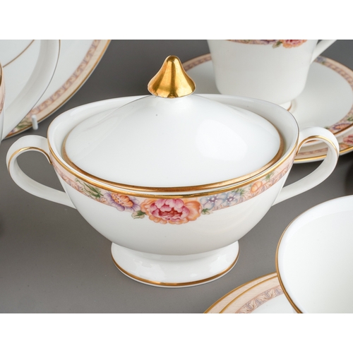 485 - A Royal Doulton Darjeeling H5247 six piece tea set to include: teapot, sugar bowl, milk jug, cups, s... 