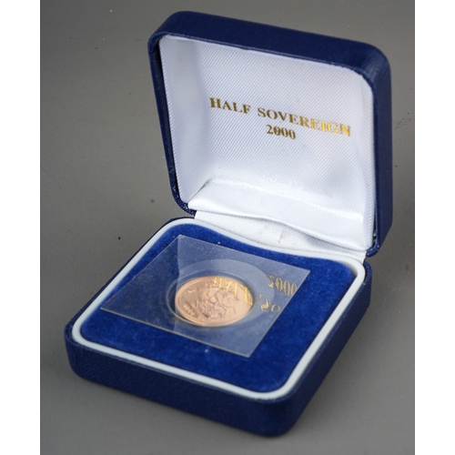 453 - Gold Half sovereign, year 2000, boxed