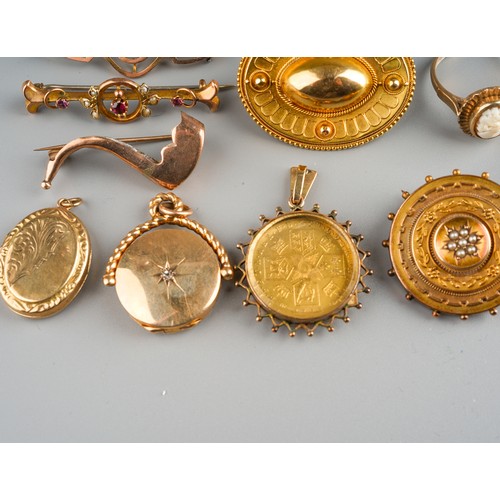 66 - A group of gold jewellery, including 9ct gold lockets, Victorian brooch, Edwardian peridot and seed ... 