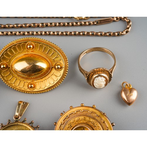 66 - A group of gold jewellery, including 9ct gold lockets, Victorian brooch, Edwardian peridot and seed ... 