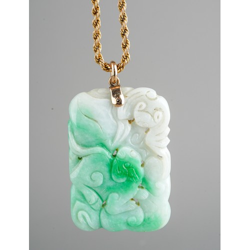 68 - A Chinese carved jade pendant, on a 9ct gold rope twist chain, total gross weight approx 32.5g  (gol... 