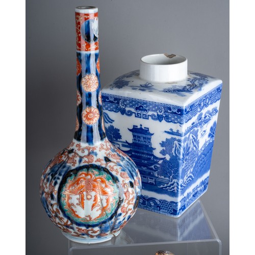 144 - A collection of Asian ceramics to include Imari bottle vase (a/f), various Imari covers, vase, a blu... 