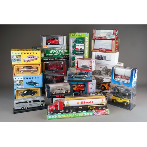 320 - A group of modern boxed diecast vehicles to include Rio, Motorama, Matchbox (2)