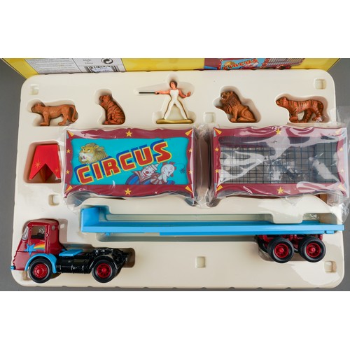 340 - Corgi CP10502 Royal Mail Ltd Edition Circus ERF with animal cage trailer.  Mint boxed (1)