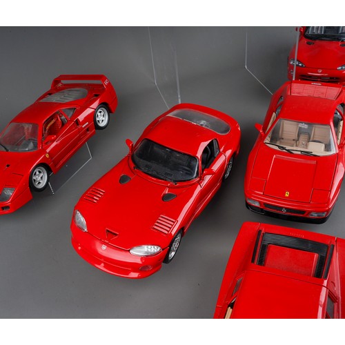 341 - A tray of 7 1/18 scale Bburago Ferrari cars