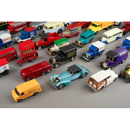 345 - A tray of various Corgi/EFE diecast model vehicles