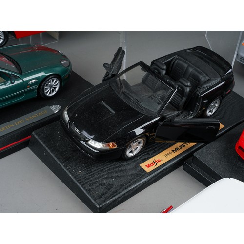 342 - A tray of 7 1/18 scale Bburago, Maisto sports cars