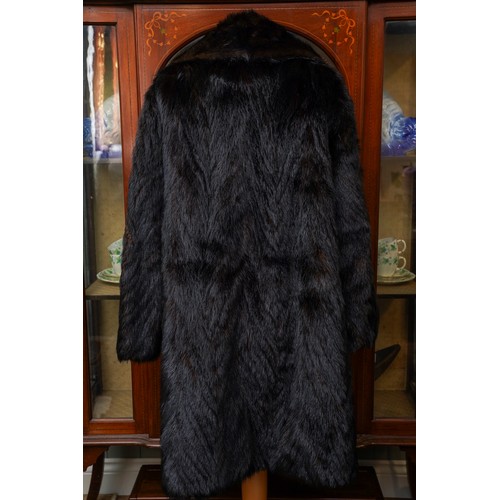 458 - 4 vintage ladies fur coats along with a leather long coat  and a Astrakhan black ladies coat (6)