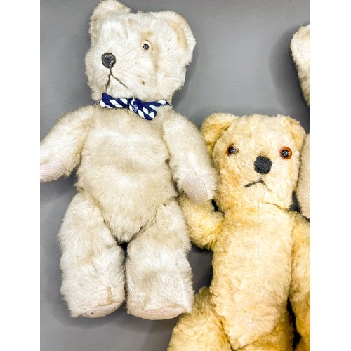 183 - Collection of 5 teddy bears including Merrythought