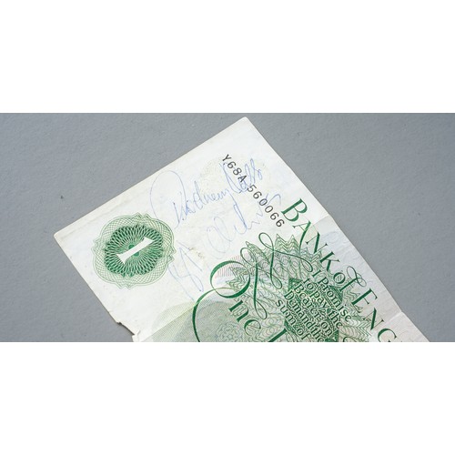 618 - £1 green paper note baring signatures for  Barry John - Welsh Rugby Legend, Tony Lewis -England Cric... 