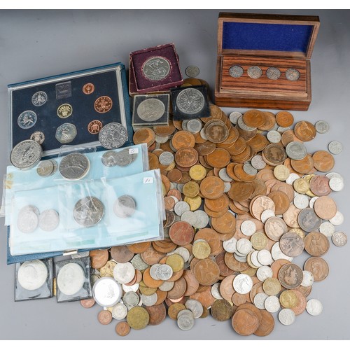 609 - A large quantity of coinage to include a replica hammered coin set in a wooden box,  etc. (1 box)