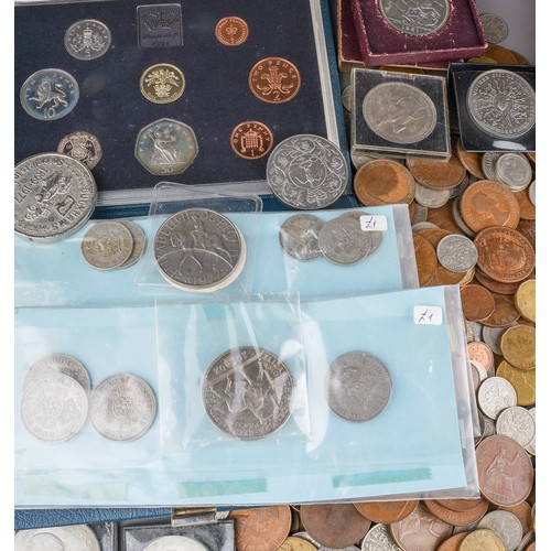 609 - A large quantity of coinage to include a replica hammered coin set in a wooden box,  etc. (1 box)