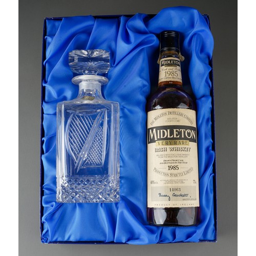 622 - Irish Whisky and cut glass decanter set, boxed. The unopened bottle of Whisky from Midleton distille...