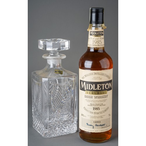 622 - Irish Whisky and cut glass decanter set, boxed. The unopened bottle of Whisky from Midleton distille... 