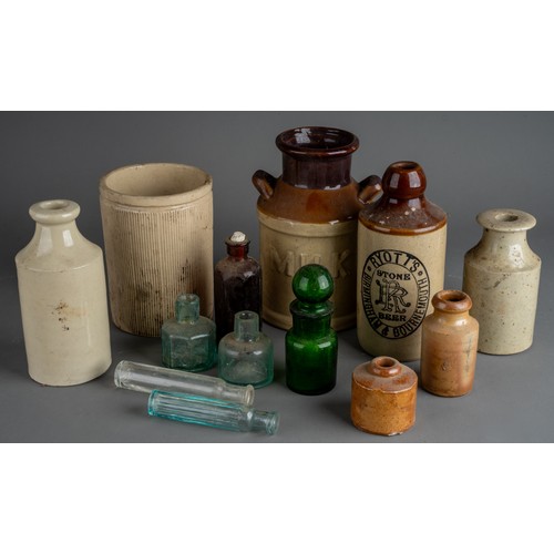 602 - Assorted vintage stone war jars, bottles and glass bottles, various size (Q - 2 boxes)

NOTE: This l... 