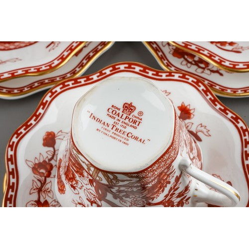 491 - A Coalport Indian Tree six piece (six place) dinner and tea service to include: scalloped dinner, lu... 