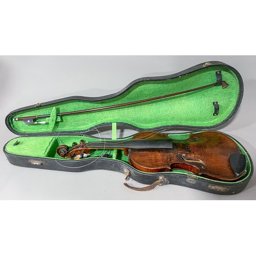 357 - Antique violin, internal paper label reads “Fried. Aug. Glass Verferdigt Nach Jacobus Stainer in Abs... 