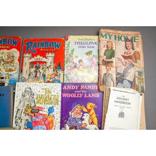 184 - Assorted vintage comics, books, newspaper cuttings, photographs to include: Rainbow Annual 1951 and ... 