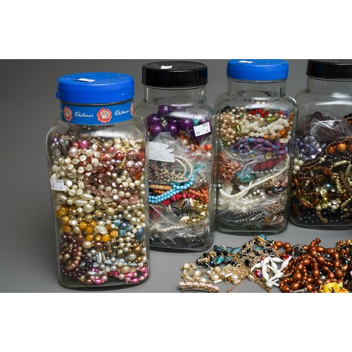 95 - Assorted costume jewellery mainly bead necklaces (6 JARS) 


TO BE VALUED